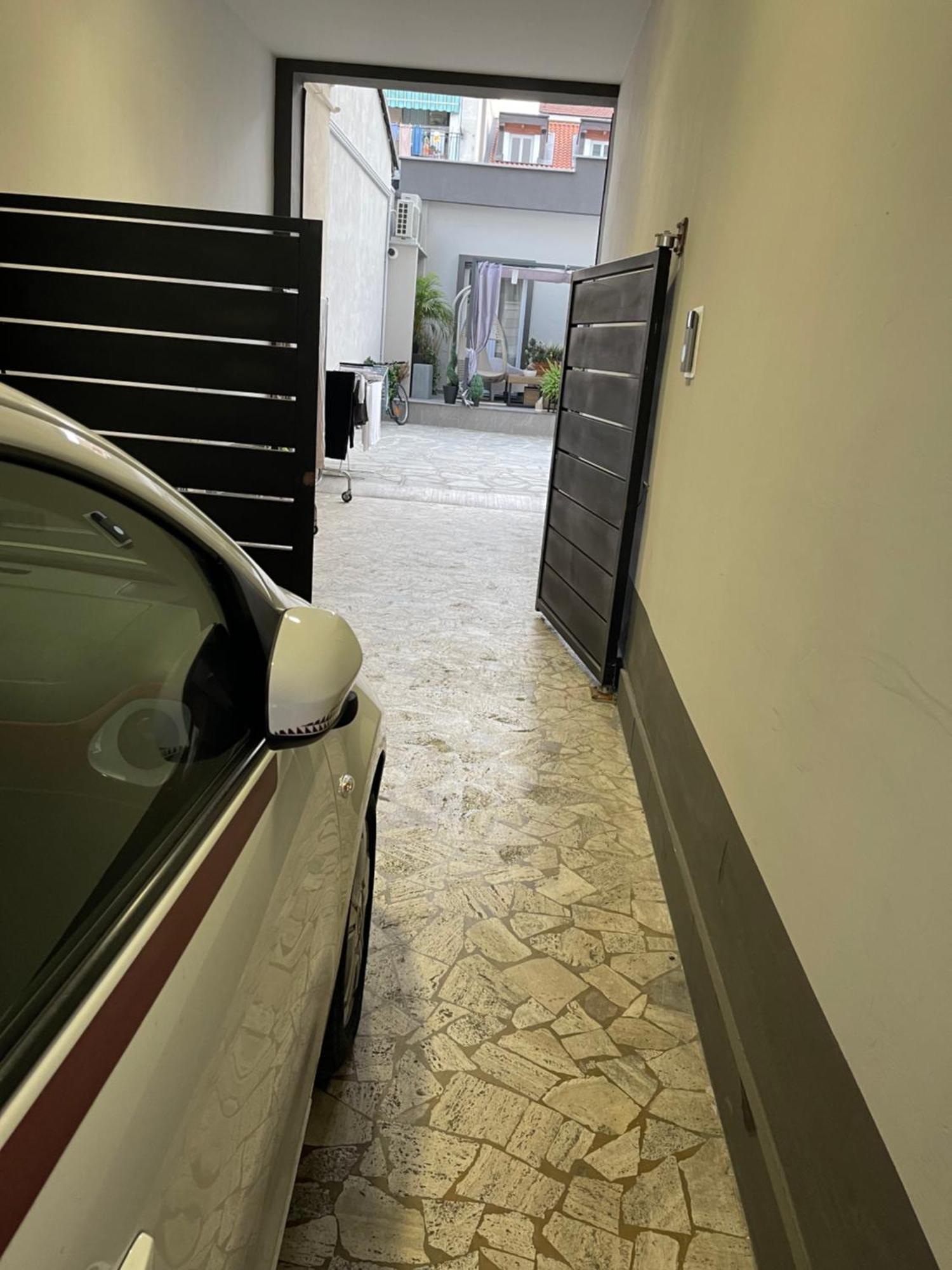 Decoluxe !Apartamento Con 1 Camera Da Letto , In Zona San Paolo , Via Martiniana Torino Eksteriør bilde