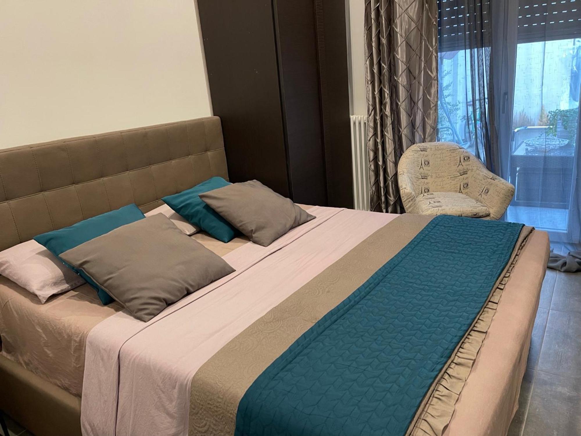 Decoluxe !Apartamento Con 1 Camera Da Letto , In Zona San Paolo , Via Martiniana Torino Eksteriør bilde